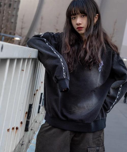 gibous トレーナー スウェット gibous/ギボス/snake cross trainer