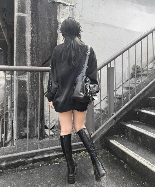 gibous トレーナー スウェット gibous/ギボス/snake cross trainer