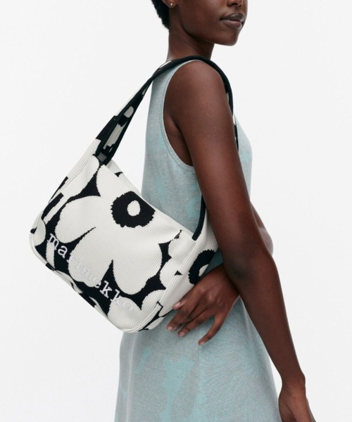 marimekko :: バッグ and アクセサリー Imprint Crossbody Unikko ショルダーバッグ | Maija Isola