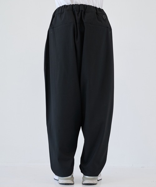 WHITE MOUNTAINEERING（ホワイトマウンテニアリング） カーゴパンツ