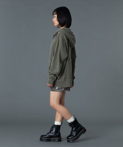 X-girl（エックスガール） パーカー PIGMENT DYED FACE AND LOGO