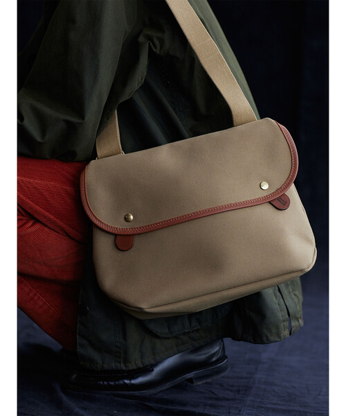 BRADY（ブレディ） ショルダーバッグ ONE カーキ レディース