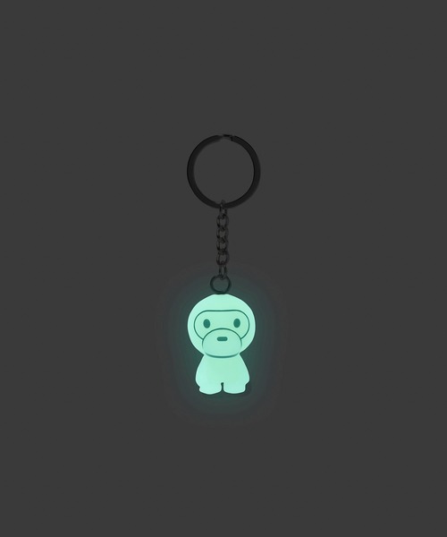 A BATHING APE（アベイシングエイプ） キーホルダー GLOW IN THE DARK
