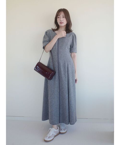 ワンピース フロントジップVネックフレアワンピース 「夏服」「オフィスカジュアル」の画像