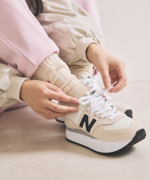ニューバランス　new balance スニーカー　ベージュ24センチ New Balance（ニューバランス） ローカットスニーカー 24.0cm ライト