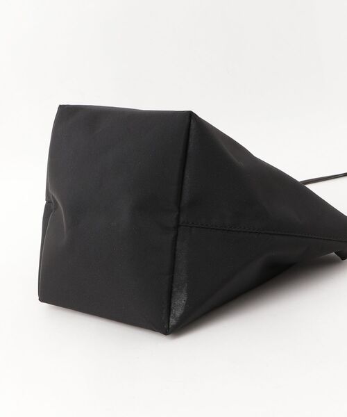Herve Chapelier ショルダー バッグ ブラック美品 Herve Chapelier（エルベシャプリエ） ショルダーバッグ - ブラック