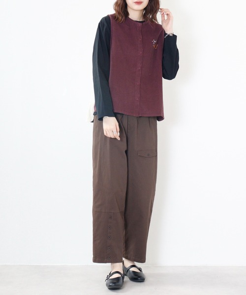 Emago ベスト ジレ EMAGO ラッパ刺繍ベスト レディース