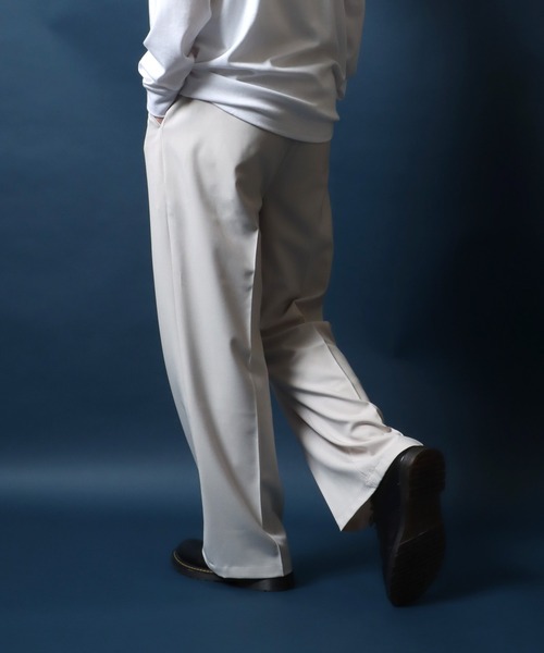 TABASA 新品タグ付き　ストレート　クロップドパンツ　センタープレス アンクルストレートパンツ・センタープレスなし （ダーク