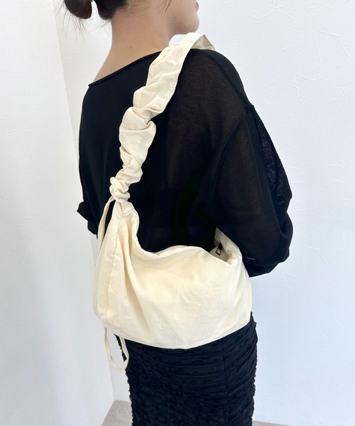 ■【mysty woman】未使用シャーリングドロストBAG ブラック mysty woman ショルダーバッグ バッグ シャーリングショルダー