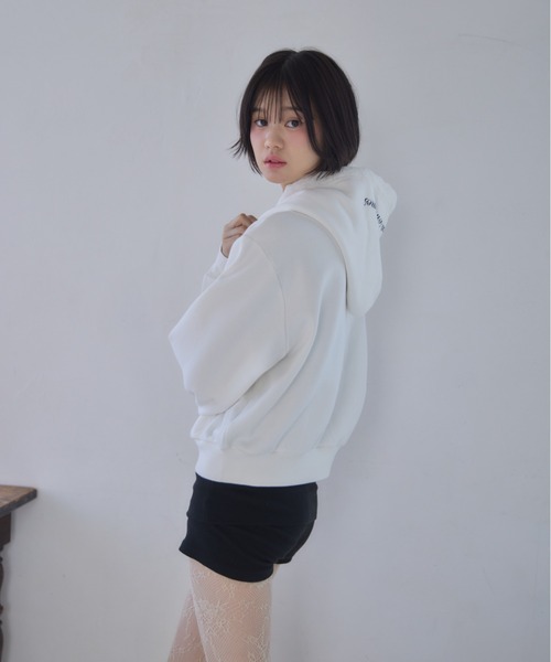 Smyeon レース付きコンパクトジップフーディー　ホワイト　パーカー smyeon 10/23(水) 12:00販売アイテム】 Compact lace zip hoodie