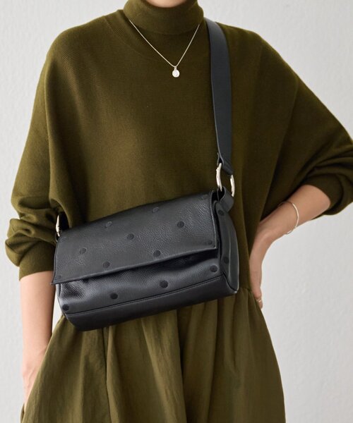 BEARDSLEY　ビアズリー 黒 ブラック ボディーバッグ ショルダーバッグ BEARDSLEY（ビアズリー） ショルダーバッグ バッグ ドットボディバッグ