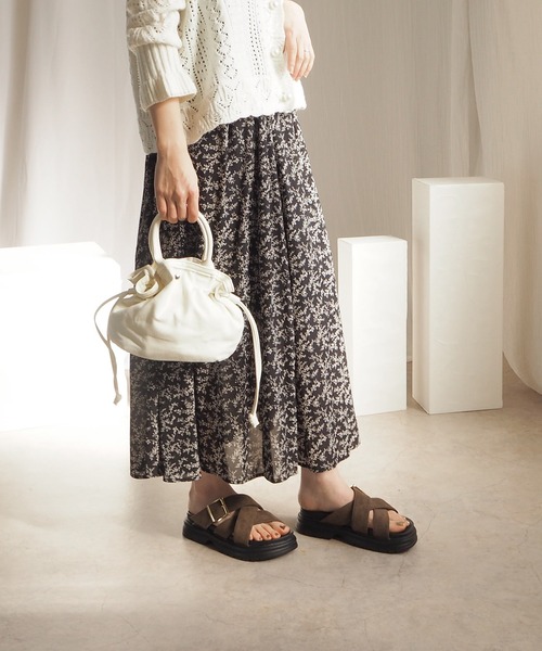 minia（ミニア） 厚底 サンダル 夏 こなれ感抜群「ゴールドバックルの