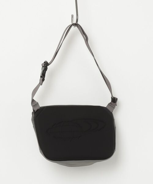 ARC'TERYX（アークテリクス） ワンポイントショルダーバッグ - グレー