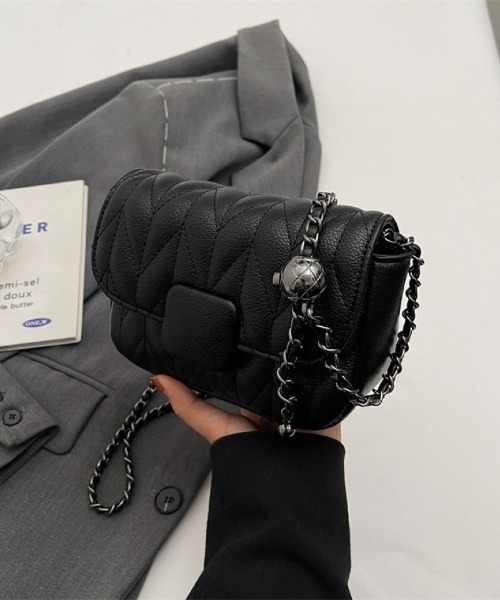 ショルダーバッグ バッグ キルティングチェーンショルダーバッグ