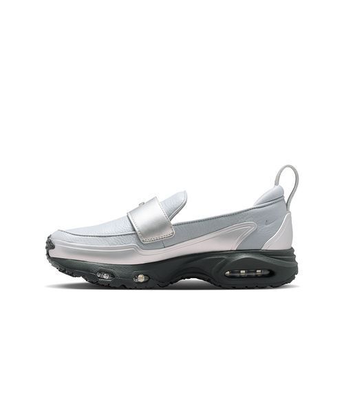 スニーカー 「NIKE」AIR MAX PHENOMENA レディースの画像
