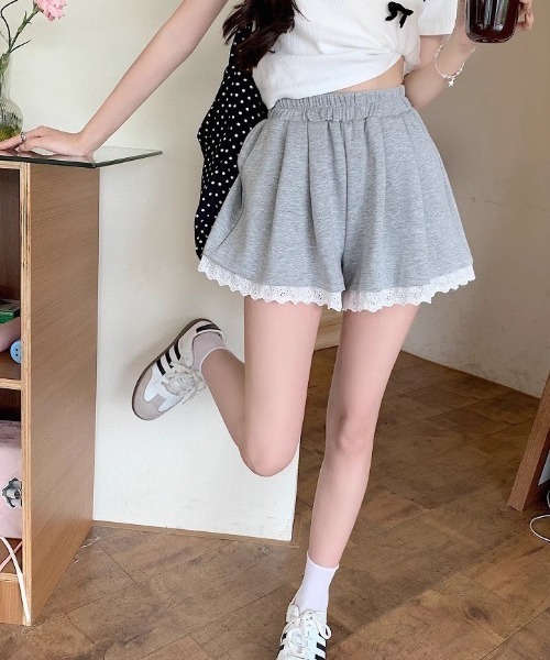 ◆送料・関税無料◆Reformation レーストリム ショートパンツ メール便】レースアップジップショートパンツ – レディース