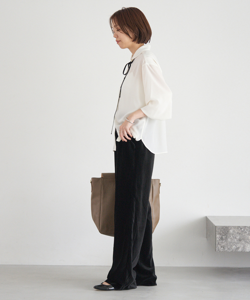 美品】IENA sese 38 ミニラウンドカラードットブラウス ブラックA ミニ