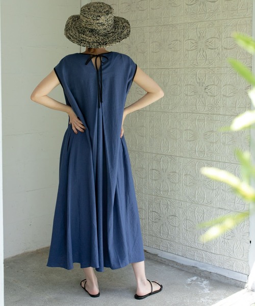 「URBAN RESEARCH DOORS」 ノースリーブワンピース MEDIUM ブラック レディースの画像