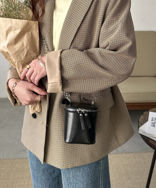 スライドチェーン付きショルダーバッグ pumpkin port ショルダーバッグ バッグ チェーンチャーム付
