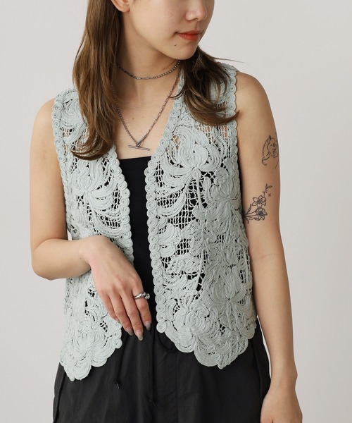 ADAWAS ベスト ジレ ADAWAS/アダワス LILY EMBROIDERY V-NECK