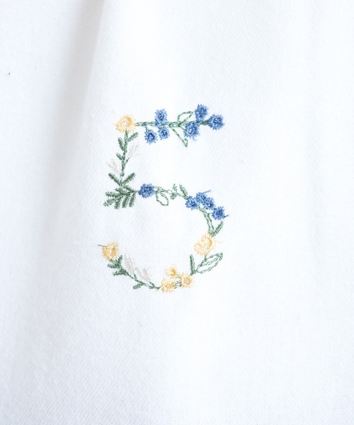 Quelle Chance（ケルシャンス） ブラウス シャツ 数字花刺繍フリル