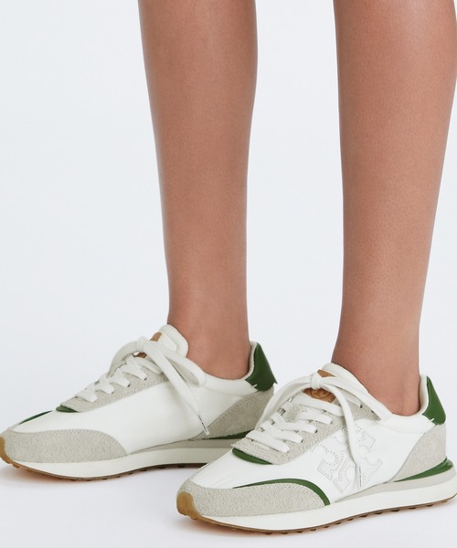 お値下げ　トリーバーチ　ホワイト　スニーカー　紺色　キャンパス　極美品　白 お値下げ トリーバーチ ホワイト スニーカー 紺色 キャンパス 極美品