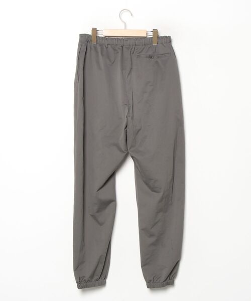 「ATTACHMENT」 スラックス 3 カーキ メンズの画像