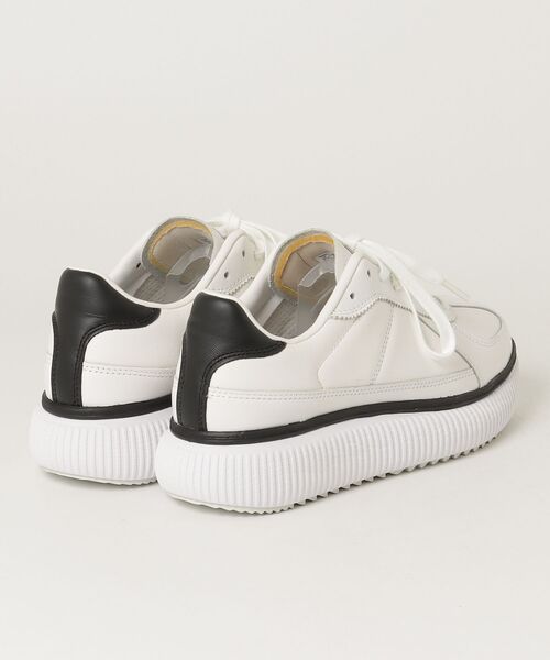 オニツカタイガー　24.5cmブラック／ホワイトスニーカー Onitsuka Tiger（オニツカタイガー） ローカットスニーカー 24.5
