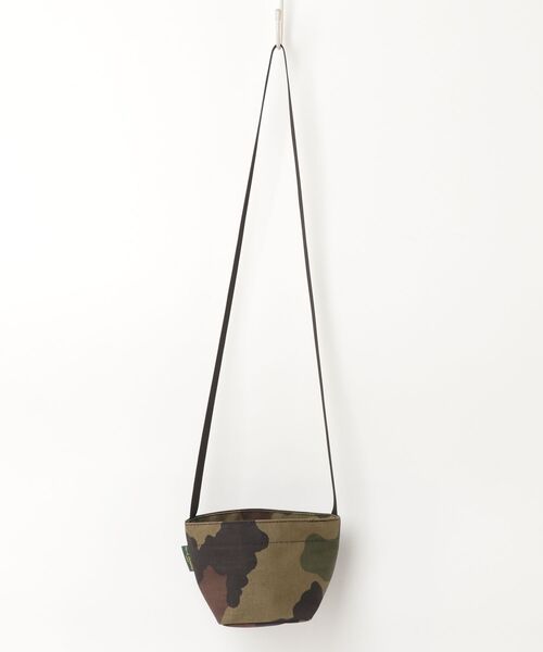 Herve Chapelier（エルベシャプリエ） カモフラージュショルダーバッグ