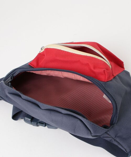 「Herschel Supply」 ワンポイントショルダーバッグ - ネイビー レディース_画像4