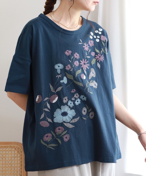 45R 藍染め　Tシャツ　花柄　レース　刺繍　インディゴ　半袖　レディース　3 Emago（イマゴ） tシャツ 半袖 花舞う刺繍T 半袖 レディース