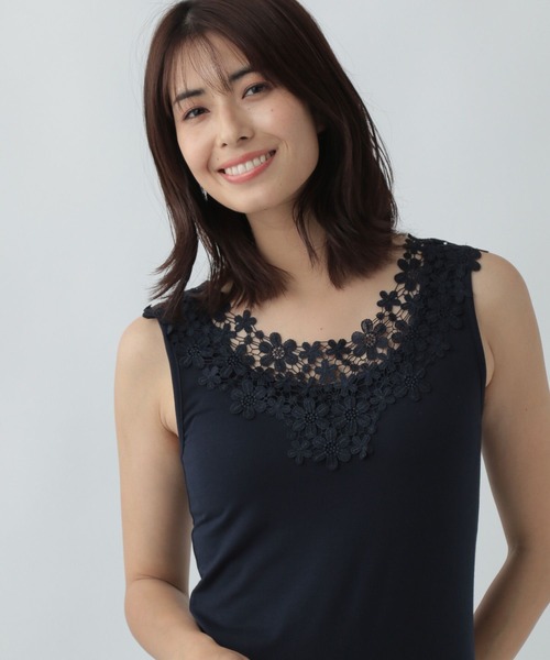 Elura（エルーラ） タンクトップ ノースリーブ ラウンドフラワー2WAY