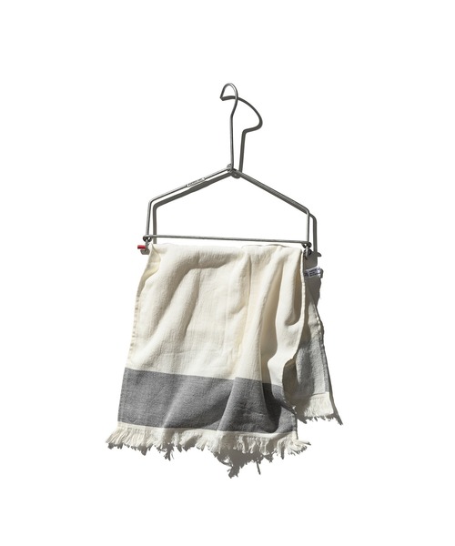 PAPER TOWEL HANGER | PUEBCO | 02
