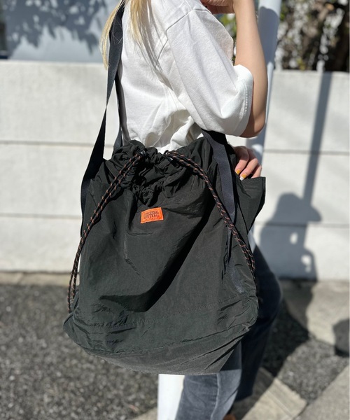 UNIVERSAL OVERALL（ユニバーサルオーバーオール） uvカット