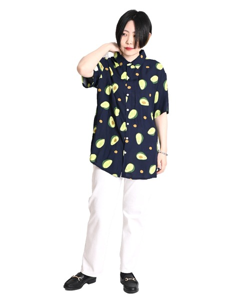 marai（マーライ） ブラウス シャツ アボカド柄 総柄 半袖ブラウス