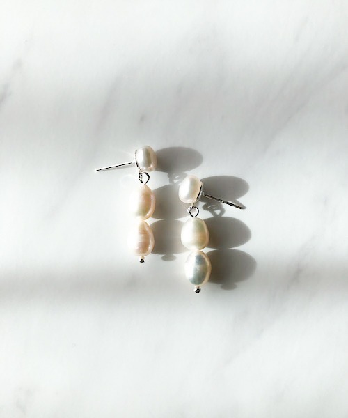 ピアス＆ルース　3点 TIMELESS&THREE（タイムレスアンドスリー） ピアス 3粒淡水パール