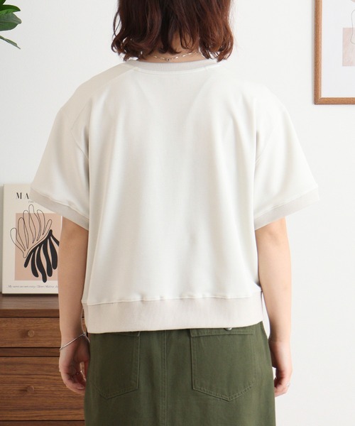 エグランティーヌ EGLANTINE ロゴプリント半袖フレアカットソー （ブラック） セール】Eglantine 英字プリントTシャツ（Tシャツ/カットソー