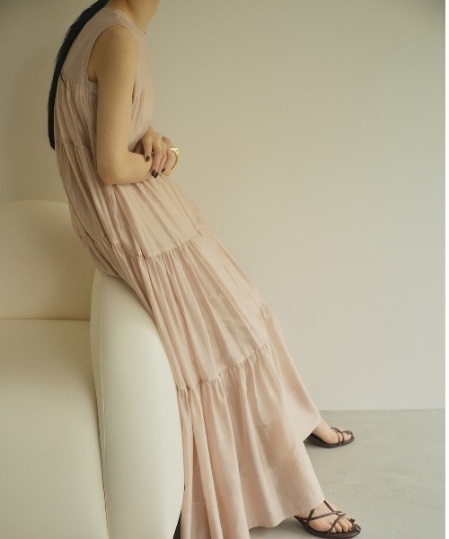 【新品タグ付】anuans テンセルリッチオーガンティアードワンピース テンセルリッチオーガンティアードワンピース