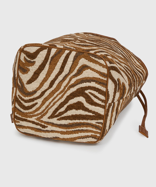 トートバッグ 「一部店舗+WEB限定」A VACATION/ア ヴァケーション TENT ZEBRA/A レディースの画像