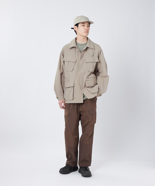 【美品】　 peak ナイロンジャケット　ベージュ　L ＃1630 snow peak（スノーピーク） ナイロンジャケット Snow Peak / Nylon