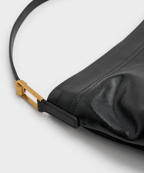 「CHARLES \u0026 KEITH」 ショルダーバッグ L クリーム レディースの画像
