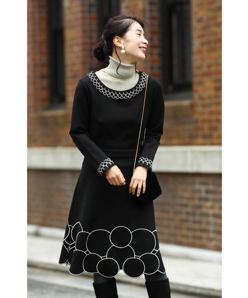 ワンピース シックな丸刺繍 上品さ溢れる黒ワンピース Zozotown Yahoo 店 通販 Yahoo ショッピング