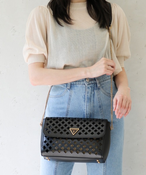 GUESS（ゲス） ショルダーバッグ バッグ CUT OUT フェイクレザー 