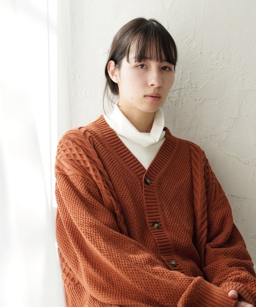 カーディガン オーバーサイズ ケーブル編み 切替デザイン Vネック