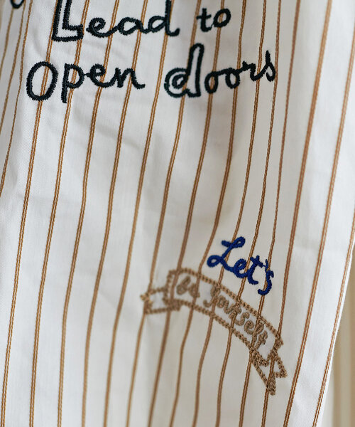 ブラウス シャツ 「ユニセックス」ハンドライトロゴ刺繍オーバーシャツ レディース メンズ ユニセックス】ハンドライトロゴ刺繍オーバーシャツ（シャツ