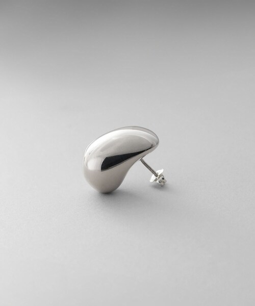 COCOSHNIK ONKITSCH（ココシュニック オンキッチュ） ピアス シルバー