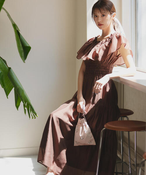 NATURAL BEAUTY BASIC ワンピース シアーオフショルワンピース