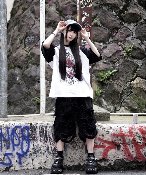 REFLEM 薔薇グラフィックロンT 000000001178-01-l.jpg?t=