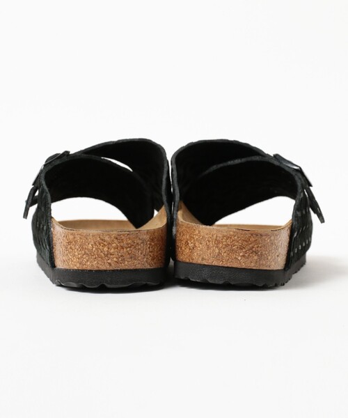 BIRKENSTOCK 別注ZURICH 43 新品タグ付き 2つの“刻印”が目を惹く特別な別注『ZURICH』は〈BIRKENSTOCK〉の