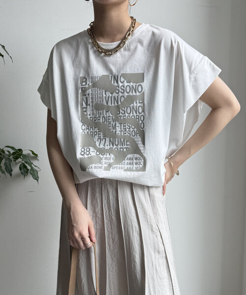 新品】DouDou 透け感 ロゴプリントTシャツ 完売品！